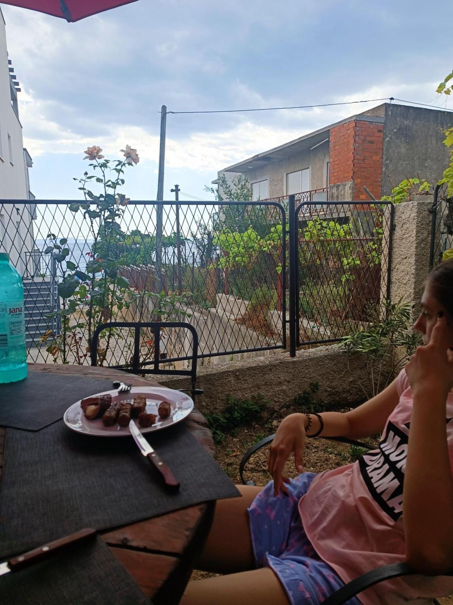 Apartman Dag Подстрана Екстер'єр фото